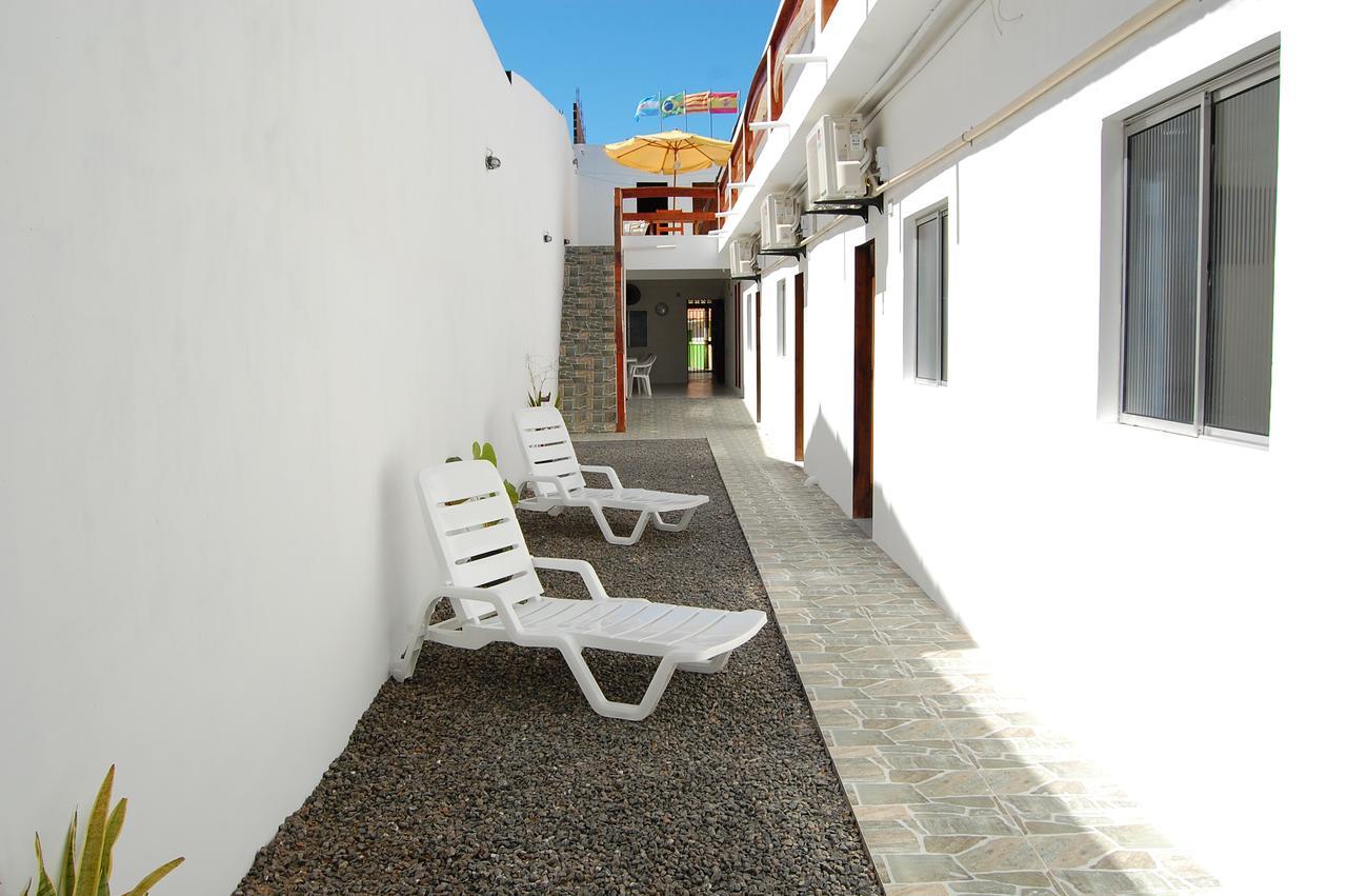 Hotel Castelo La Paloma Gamboa  Exterior foto